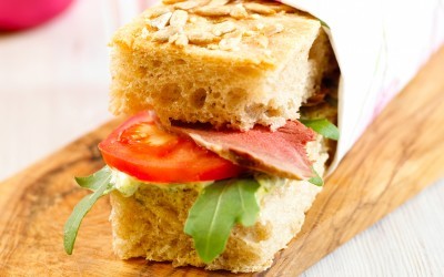 Oppskrift på langpannebrød med roastbiff