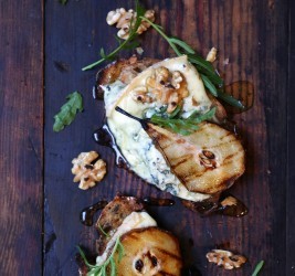 oppskrift på Myslibrød med blåmuggost og pære