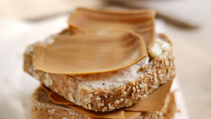 brødskiver med brunost