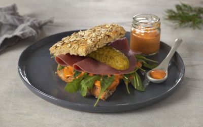 Havrescones med okserull