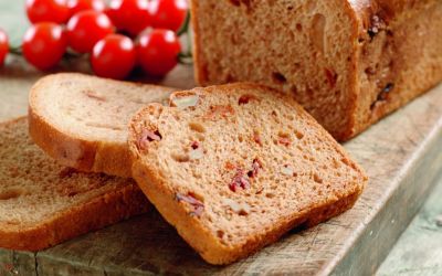 oppskrift på Tomat- og valnøttbrød