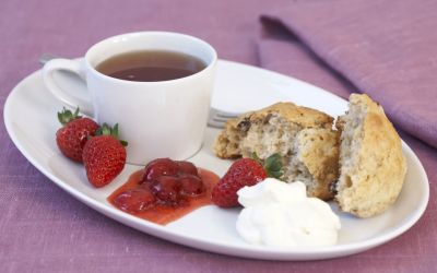 oppskrift på Rosin- og valnøttscones