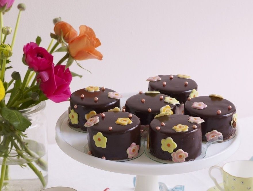 oppskrift på Sjokolademoussekaker