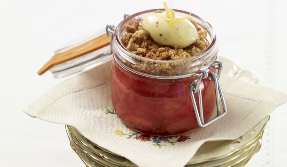 oppskrift på Rabarbra crumble