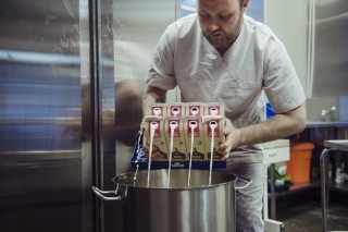 baker heller melk i bolle