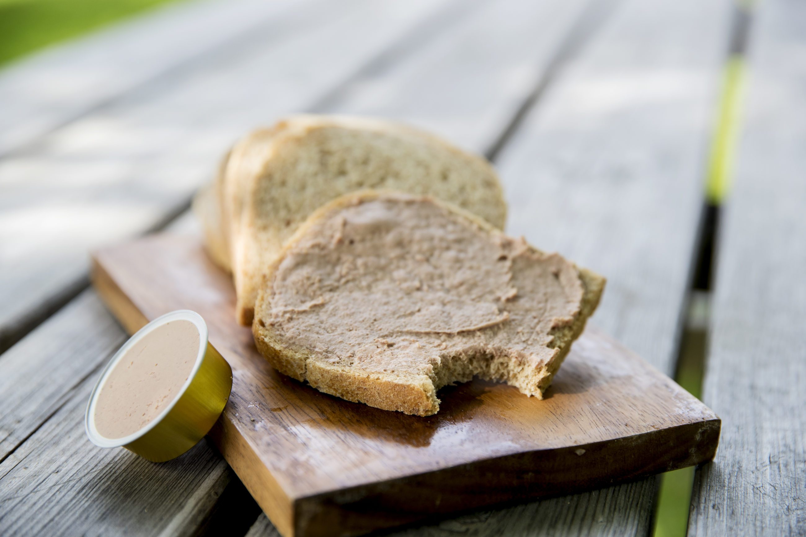 brødskiver med leverpostei