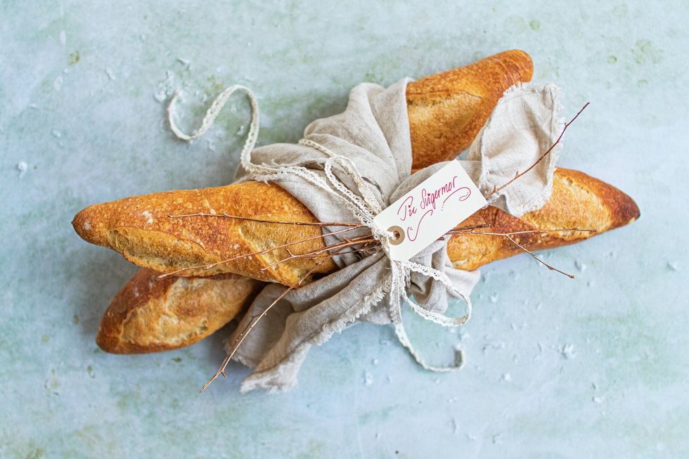 Brødgave til svigermor: Baguetter