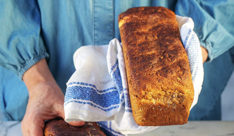 Ekte dansk rugbrød • Oppskrift • Brodogkorn.no