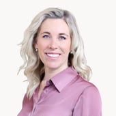 Mia Grundstrøm Portrett av Mia Grundstrøm som jobber som CEO i Colosseum Tannlege