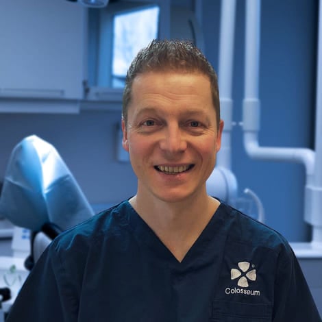 Tannlege og oralkirurg Michael Unger