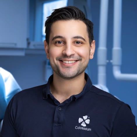 Tannlege Rayyan Rezaeitazangi