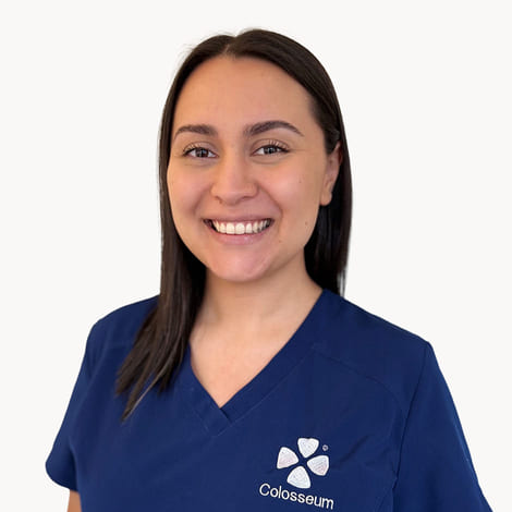 Rus uy qurilishi porno: bobosi nabirasini sikadi Selülit amzi hojatxonaga siydi