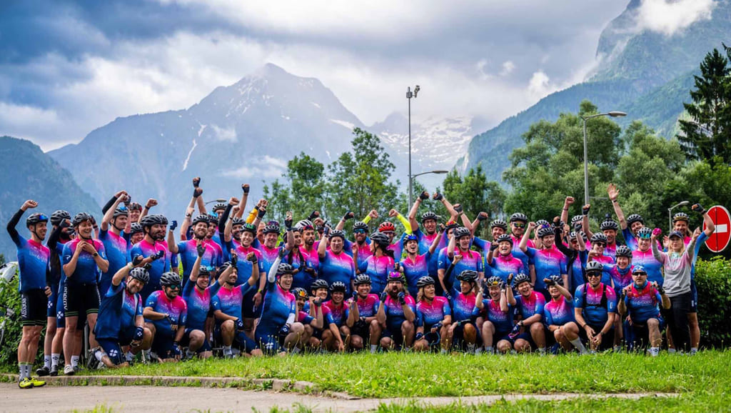 Gruppebilde fra Bike4Good i 2024