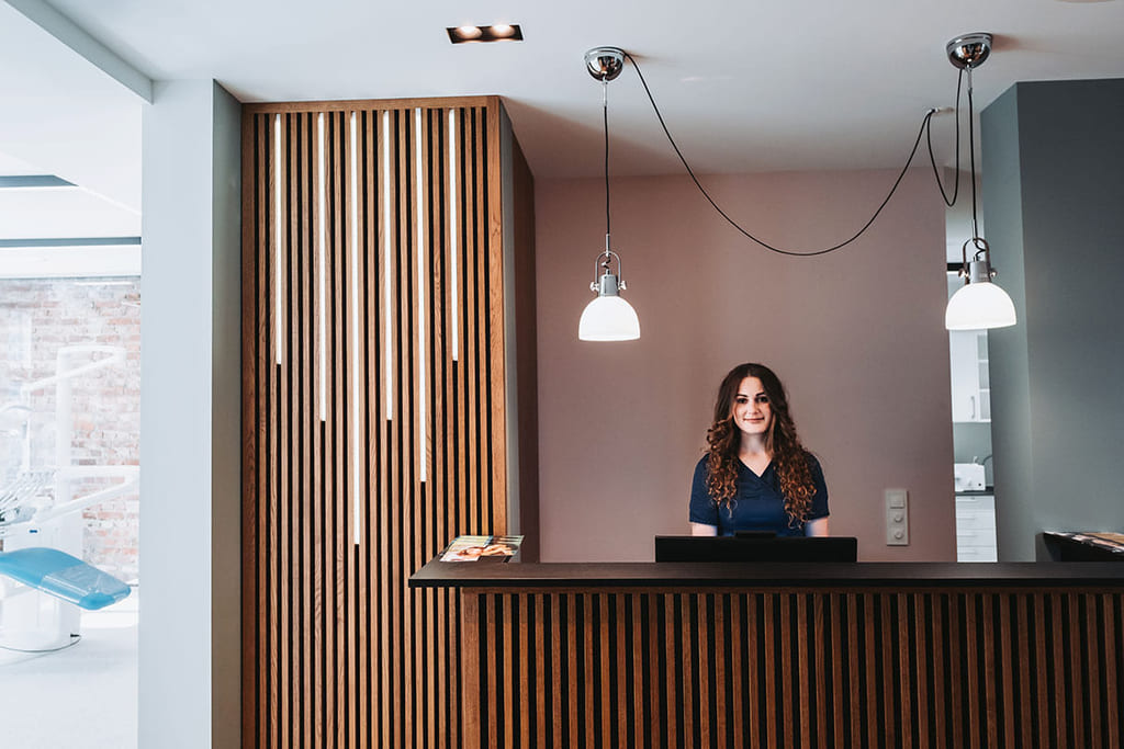 Resepsjon Kristiansand Tannregulering