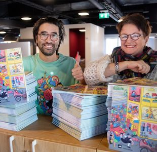 Jo Morten Weider, Lin Holvik og bunker med tegneseriemagasiner