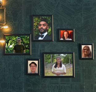 Illustrasjon: vegg med innrammede portrettbilder av alle medlemmene i ungdomsrådet.