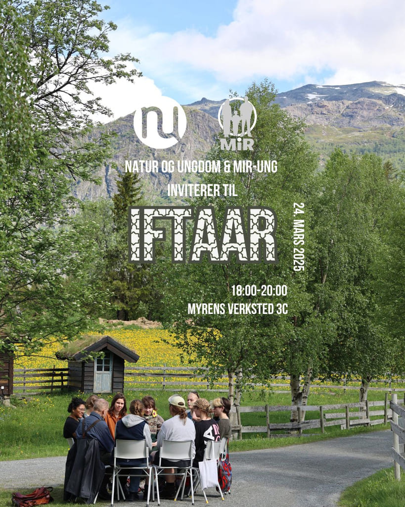 Plakat med teksten «Iftaar» og mennesker som sitter ute i grønt landskap.
