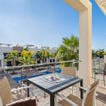 La Zenia Beach - balkong med spiseplass.