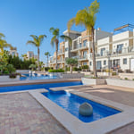 La Zenia Beach - uteområde med basseng.
