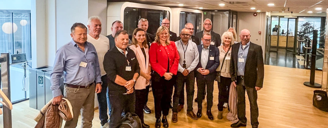 Arbeids- og inkluderingsminister Kjersti Stenseng møtte onsdag representanter for oljepionerenes fagorganisasjoner til det avsluttende møtet om kompensasjonsordningen for kjemikalieskadde arbeidere.