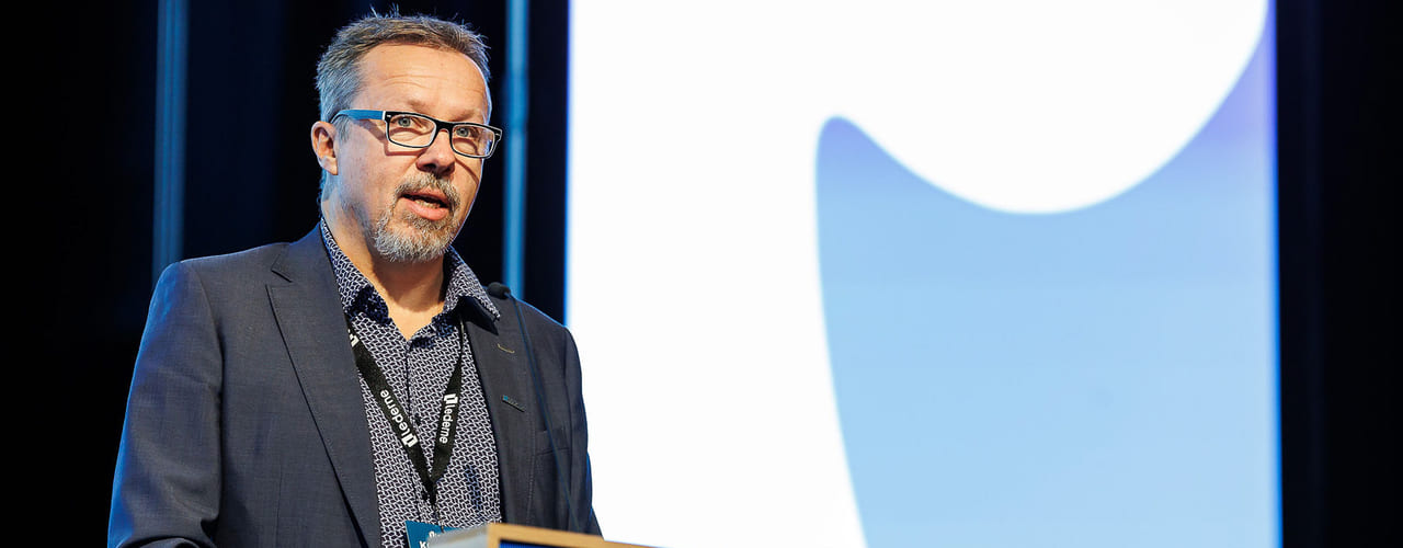 Eimund Fossum i Lederne.