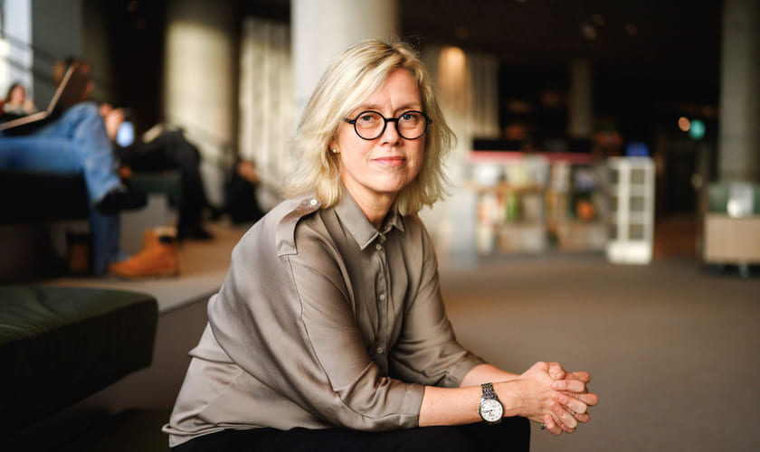 Bilde av Lektorlagets leder Helle Christin Nyhuus. Foto: Fartein Rudjord.