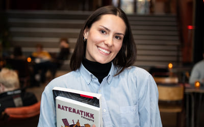 Lektor i Osloskolen Lyanne. Bilde.