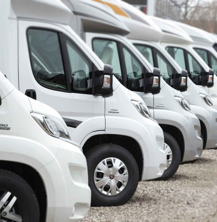 Å importere bobil eller campingvogn kan ved første øyekast se ut som en billig og smart løsning, men vet du hva du går glipp av når du handler fra utlandet?