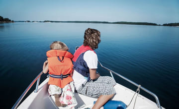 Med det riktige utstyret, og kunnskap om enkel førstehjelp og hva du bør gjøre i ulike situasjoner, kan du redde liv.