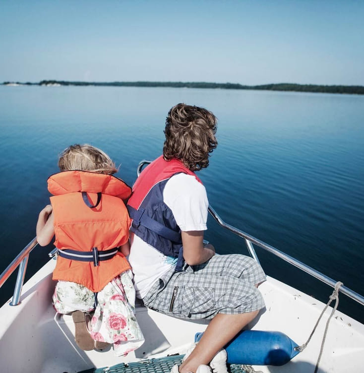 Med det riktige utstyret, og kunnskap om enkel førstehjelp og hva du bør gjøre i ulike situasjoner, kan du redde liv.