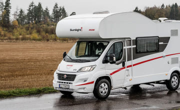 Bobil på veien i Europa