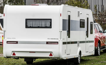 Kjøre med campingvogn