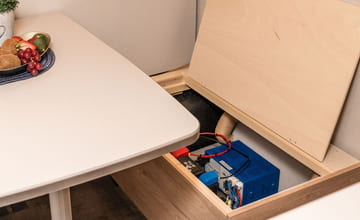 Lade batteri i campingvogn og bobil