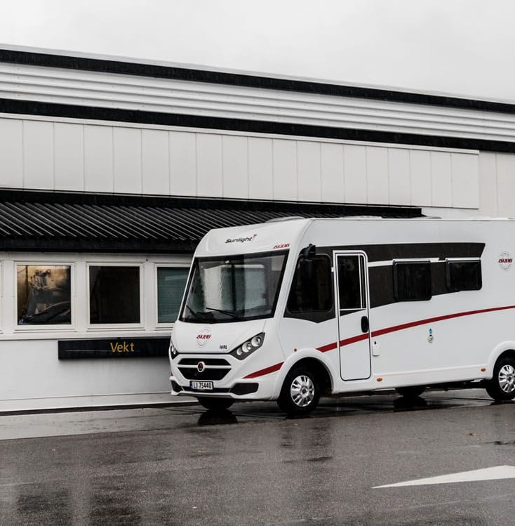 Slik veier du en bobil