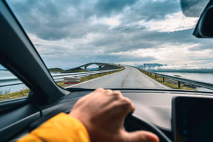 Bil på Atlanterhavsveien