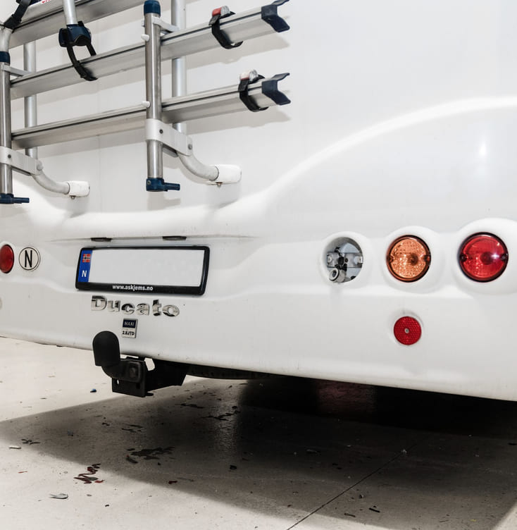 Ettermontere hengerfeste på bobil