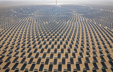 Foto av solcellepark i Kina (Foto: Darmau/Unsplash)